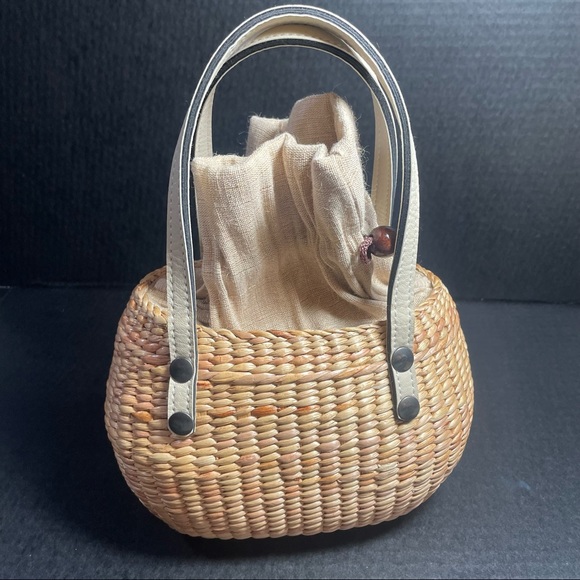 Sea & Grass wicker and draw string top handle handbag NWT PRICE FIRM - Picture 2 of 9